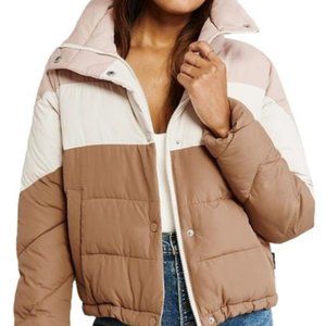 NWT Abercrombie Mini Puffer